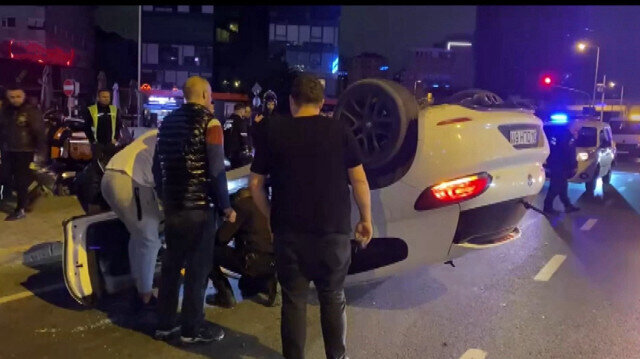 İstanbul Kadıköy’deki feci Kazada: Otomobil sürücüsü ise olay yerinden kaçtı.