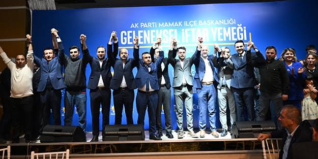 CHP’de İstifa Depremi: Ankara’da CHP’de şok istifalar! 50 üye AK Parti’ye katıldı