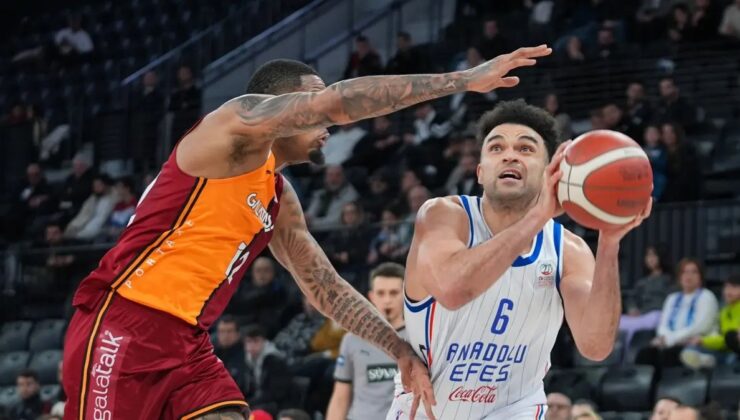 Anadolu Efes, Galatasaray’ı 99-87 yendi!