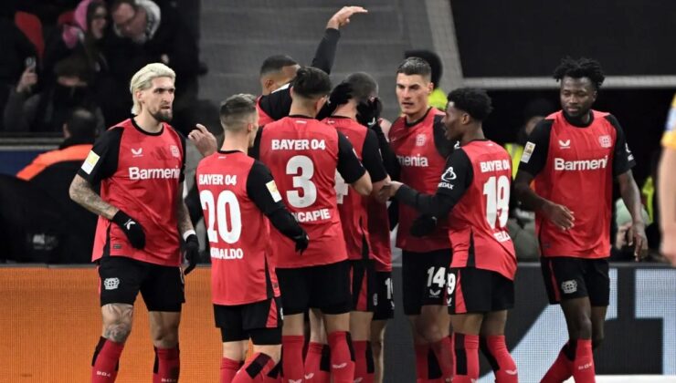 Leverkusen 8. Galibiyetini Mönchengladbach’la Aldı!