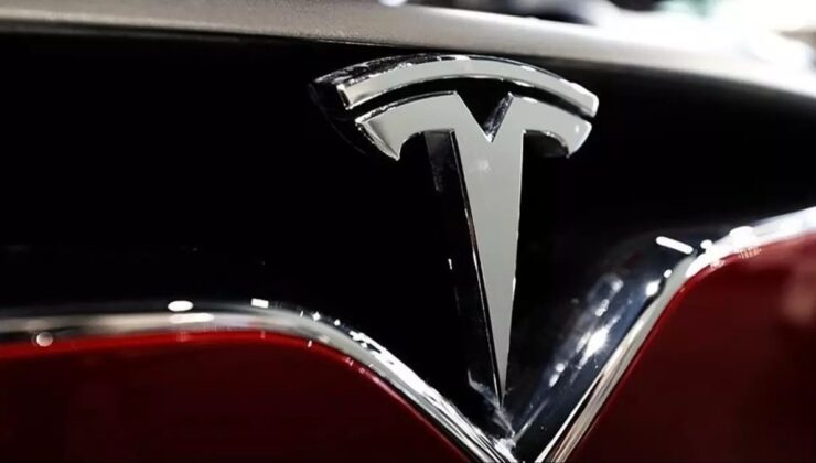 Tesla’nın “Akıllı Tekrar Çağırma” Özelliği İnceleniyor!